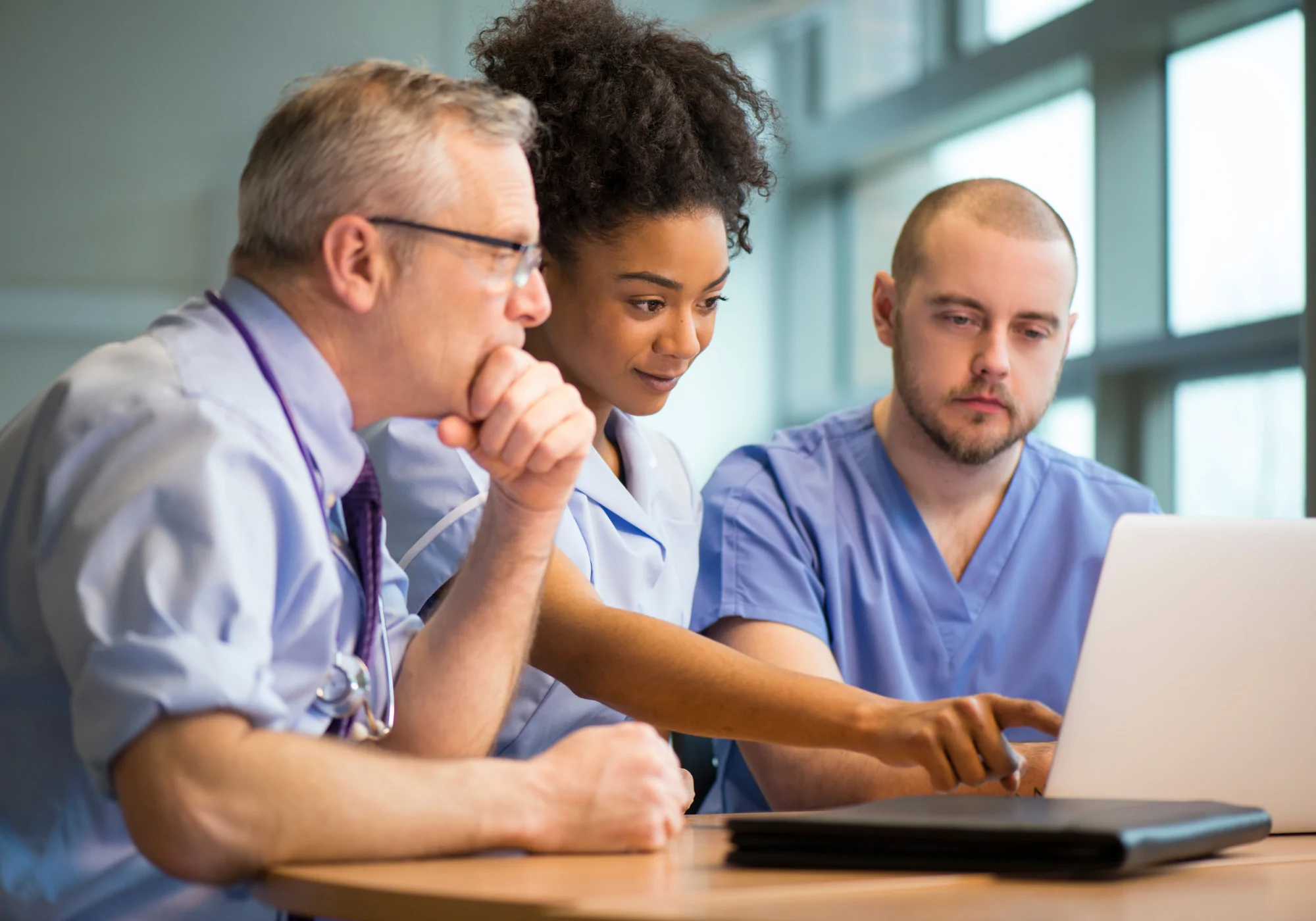 Reducing Burnout: How the Right Imaging System Lightens Staff Load